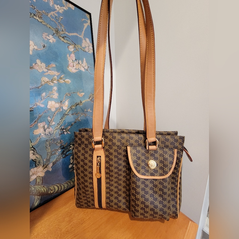 Rioni handbag Chelsea Shoulder Organizer excellent used condition leather purse - Picture 1 of 14